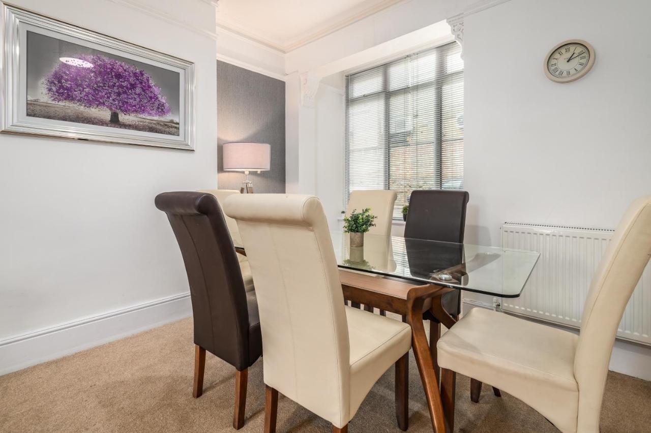 Spacious Contractor House For Large Groups - Private Parking Northampton Dış mekan fotoğraf
